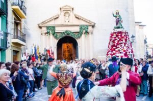 “💥 ASÍ ES LA OFRENDA MÁS BONITA DE ALICANTE | Lágrimas de Santa Marta 2026”